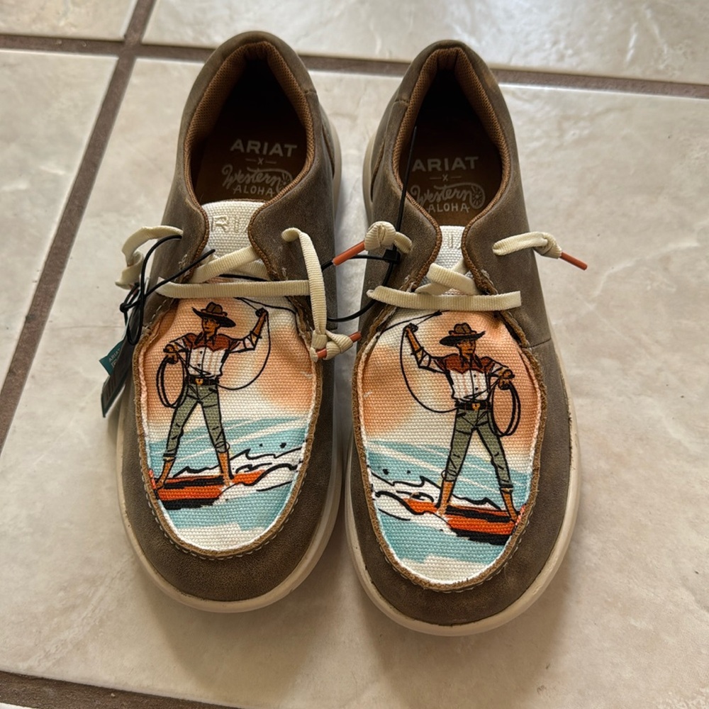 Ariat Hilo Western Aloha sneaker slip on casual shoes women’s size 7